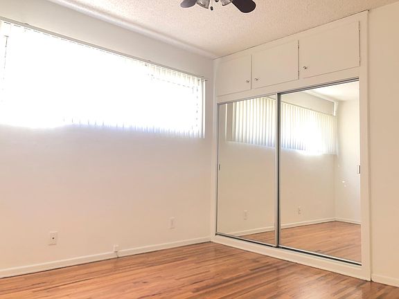 3rd image of 11620 Ohio Ave APT 2
