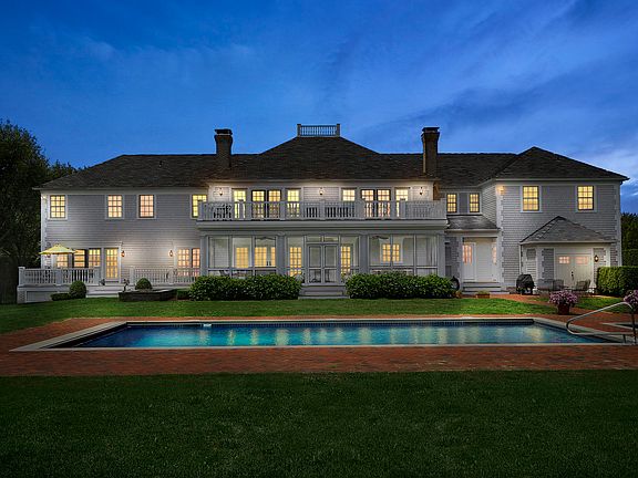 2nd image of 6 Ogden Ln