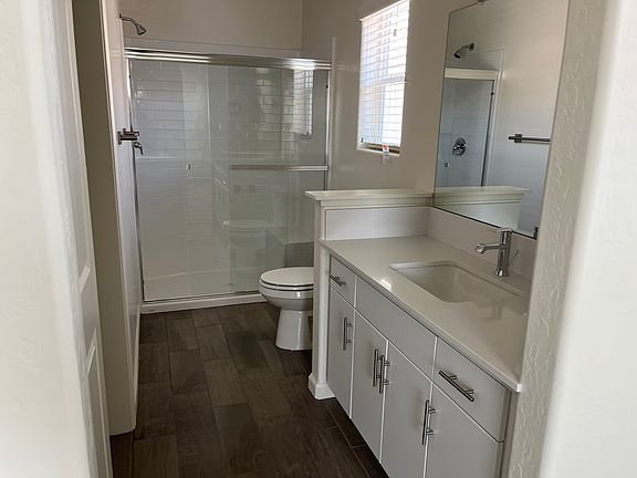 4th image of 2046 N Hammel Ln