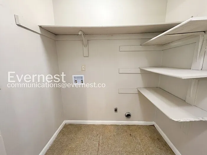 3062 Saint Paul Dr — Photo 12