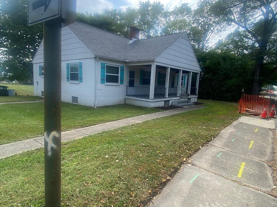 1st image of 3000 W Hillcrest Ave #3000
