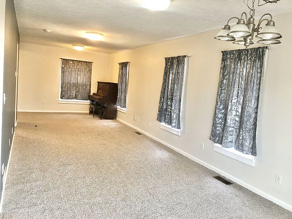 5th image of 523 S Magnolia Ave
