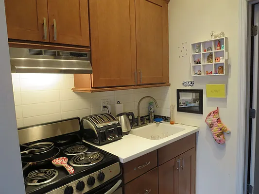 Rented by Strivers Management Group Corp (Brokerage) | media 3