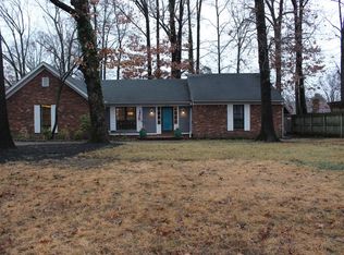 8032 Rocky Hollow Cv, Germantown, TN 38138