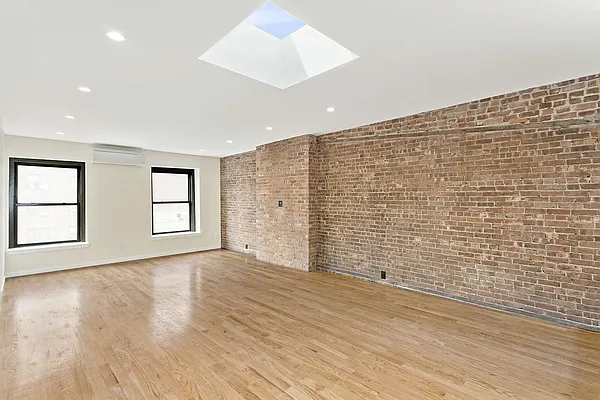 Rented by Compass | media 13