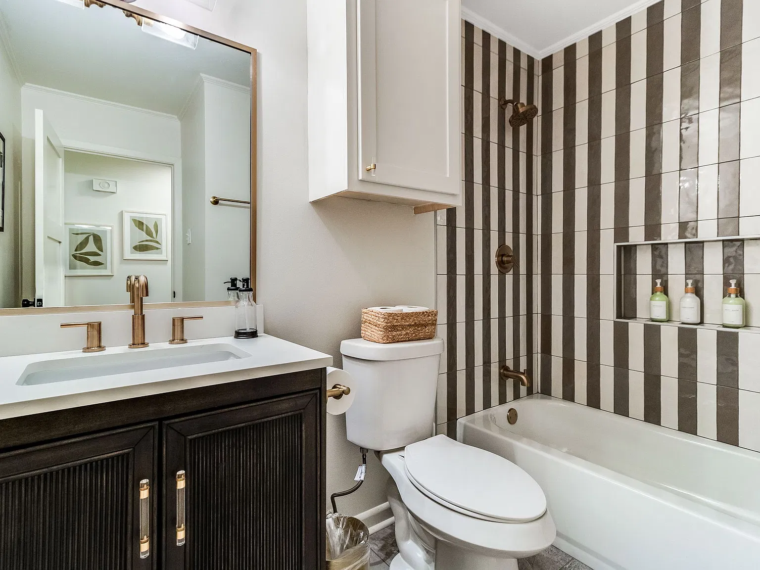 139 Parduton St — Photo 3