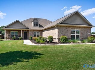 144 Twilight Ln, Meridianville, AL 35759