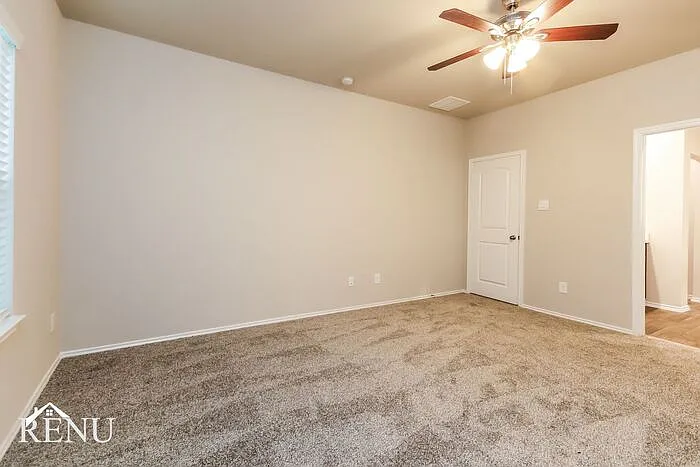 2407 Heeney Park Ln — Photo 11
