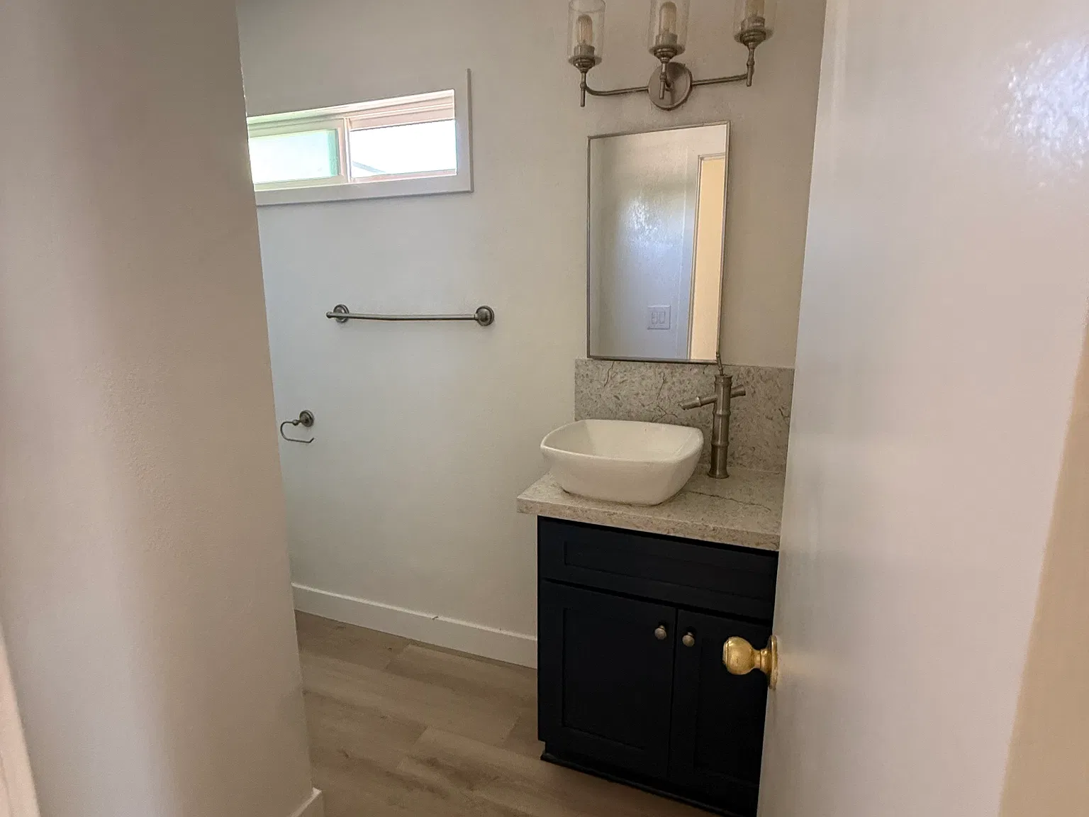 Choiceana Ave, Hesperia — Photo 3