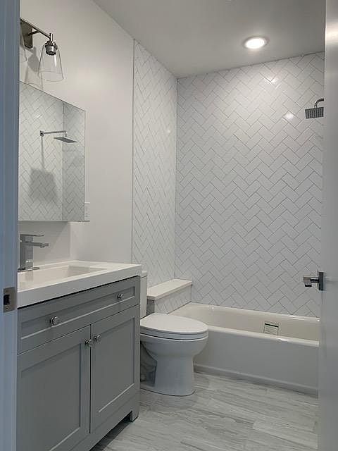 2nd image of 1100 S 27th St #3R