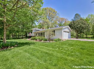 106 Trout Valley Rd, Trout Valley, IL 60013