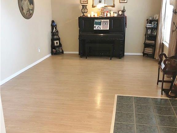 3rd image of 5204 Rush Creek Ct