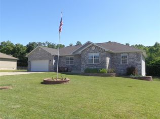 176 Ridgeview Dr, Saint Robert, MO 65584