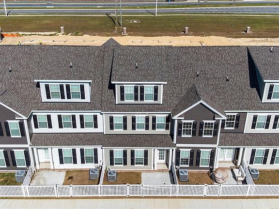 4th image of 4938 Apricot Way