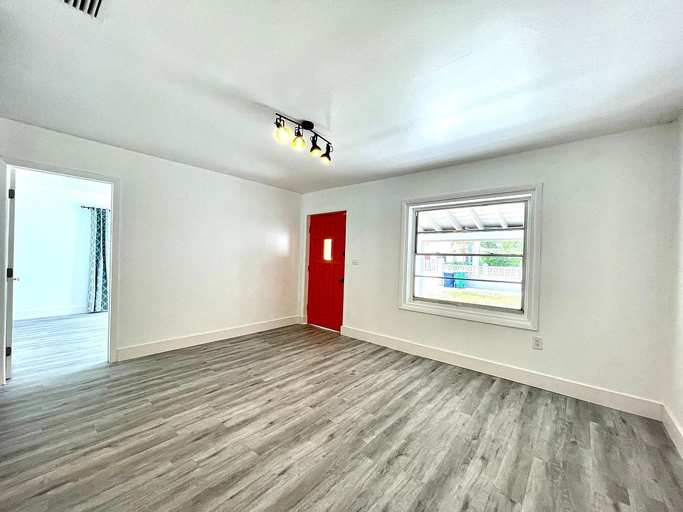 1st image of 525 NW 91st St #525