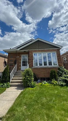 4925 S Leamington Ave Photo 1