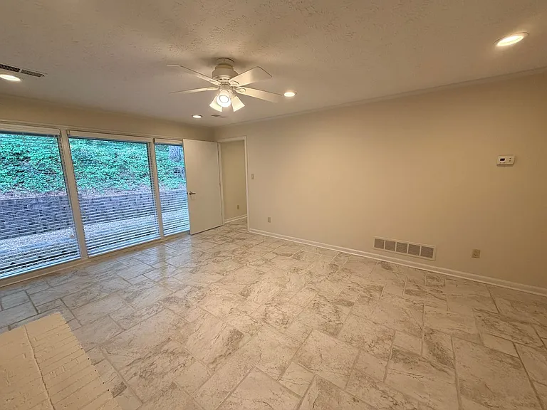 298 Indian Hills Trl — Photo 13