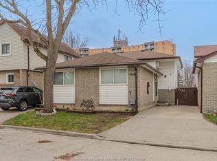 8337 E Moor Ct, Windsor, ON