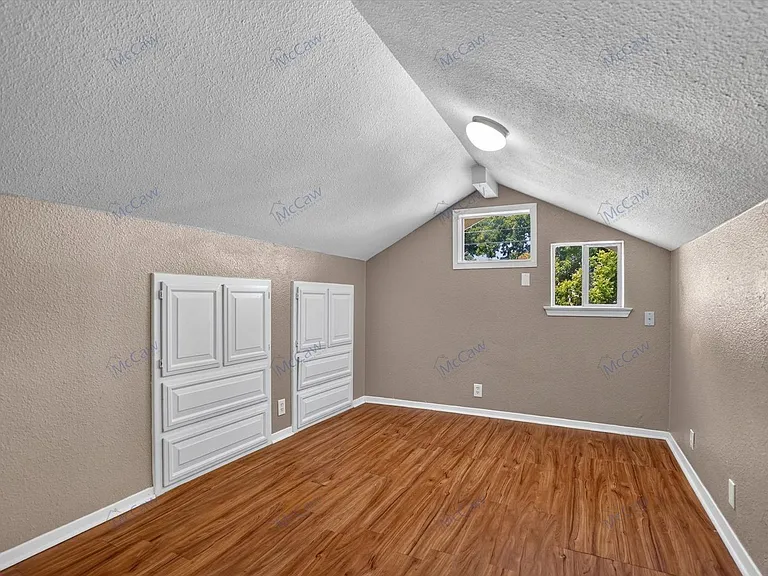 303 S Elm St — Photo 13