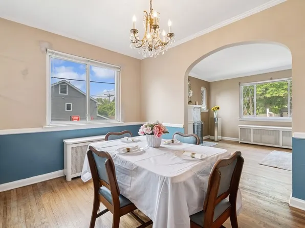 50-06 Marathon Parkway image 3 of 16