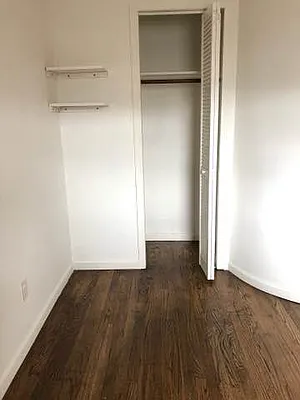 Rented by Bouklis Group | media 8