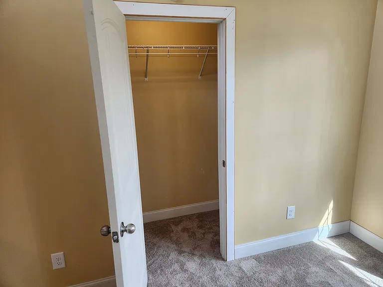 223 Varnes Ln — Photo 35