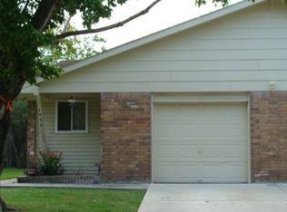 1433 Silverpines Rd, Houston, TX 77062