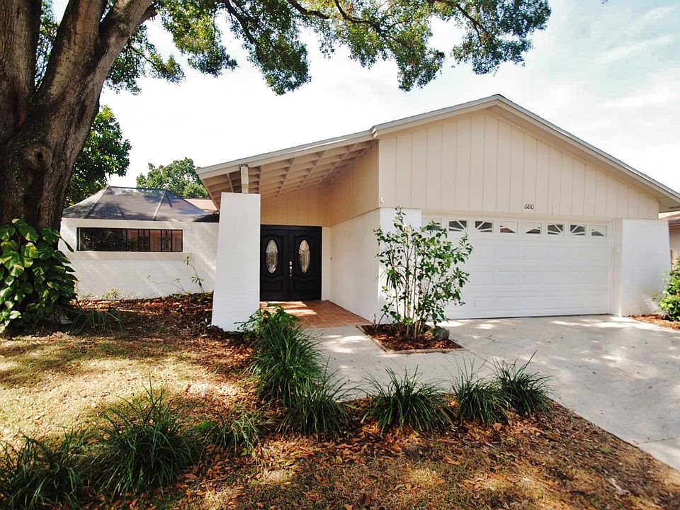 1st image of 6810 Mitchell Cir