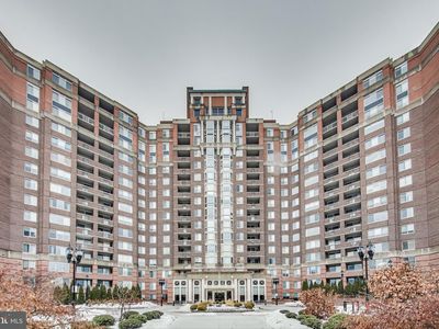 5809 Nicholson Ln APT 1205, Rockville, MD, 20852