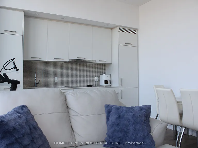 87 Peter St #Penthouse 106 — Photo 11
