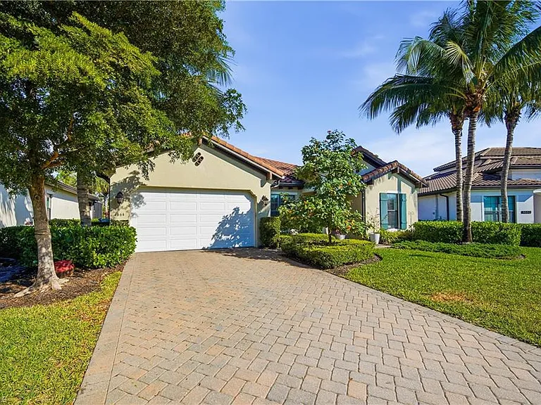 4664 Abaca Cir — Photo 33