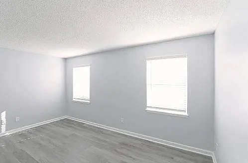 Shelby Grove — Photo 2