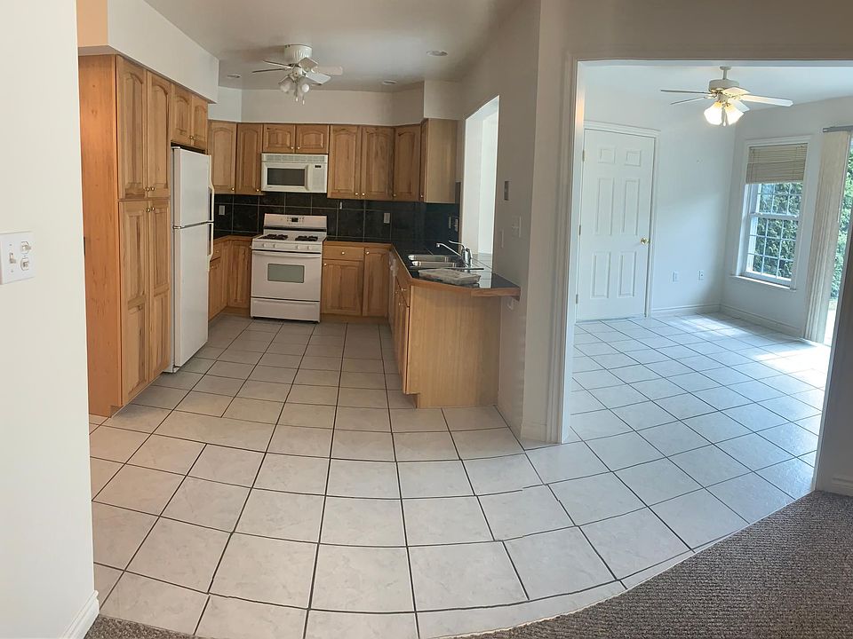 652 Tom Miller Rd 6, Plattsburgh, NY 12901 Zillow