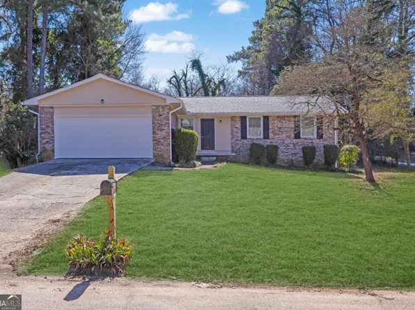 2911 Botany Dr, Jonesboro, GA 30236