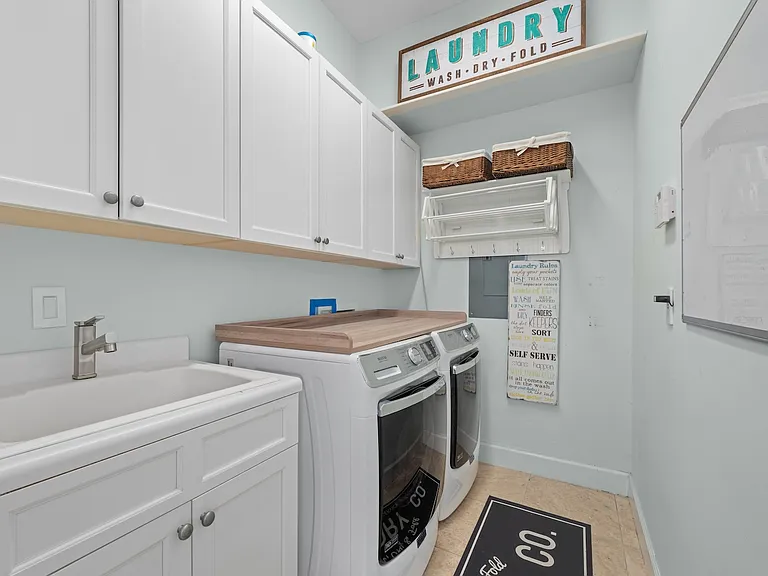 660 Anchor Dr — Photo 50