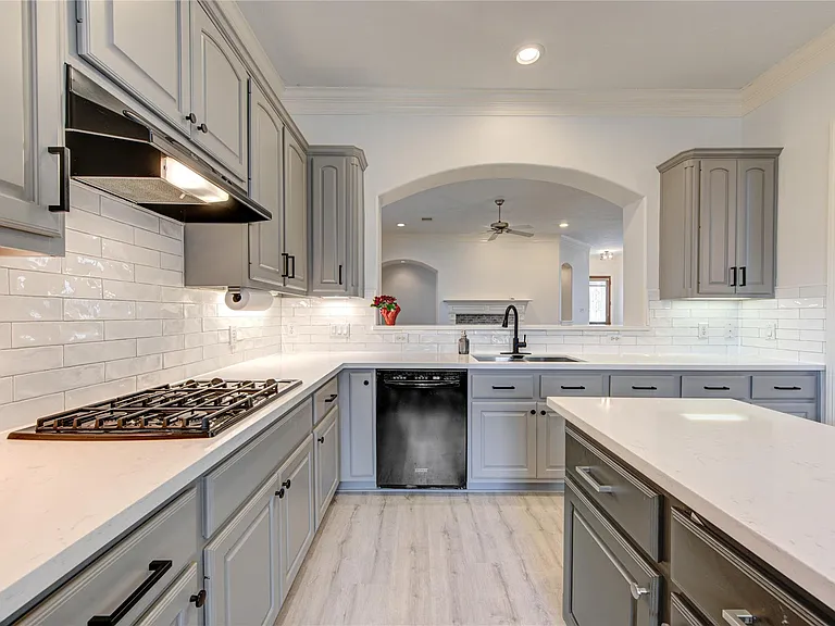 1131 Sopris Dr — Photo 15