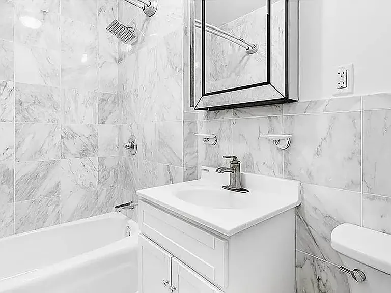 1665 York Ave #3B — Photo 6