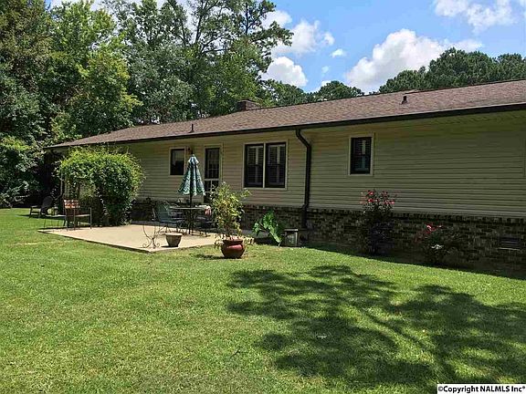 3rd image of 29 Oakland Dr