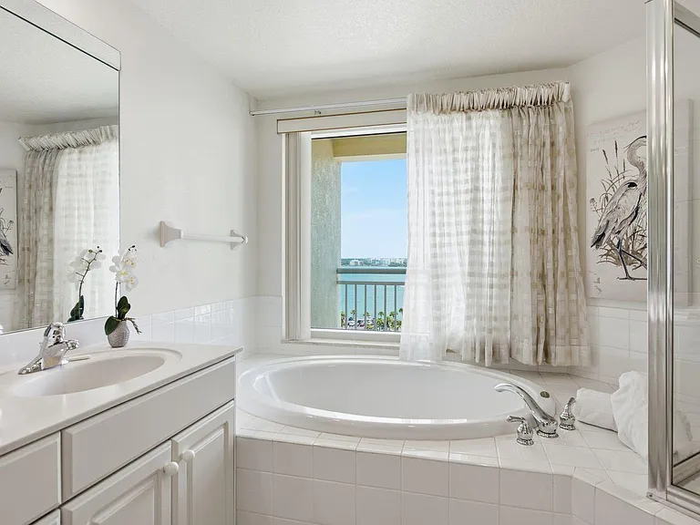 1170 Gulf Blvd #1105 — Photo 28