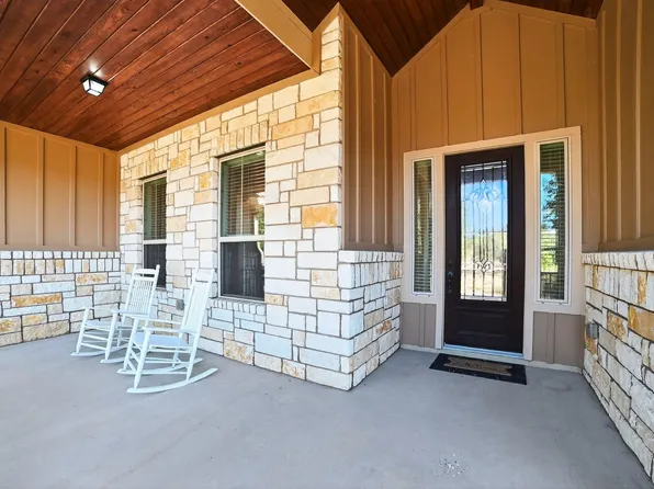 201 Thomas Ridge Rd, Burnet, TX 78611
