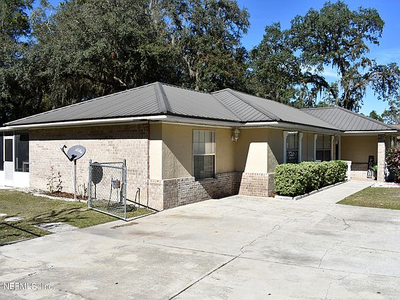 3rd image of 5812 SE 229TH Terrace