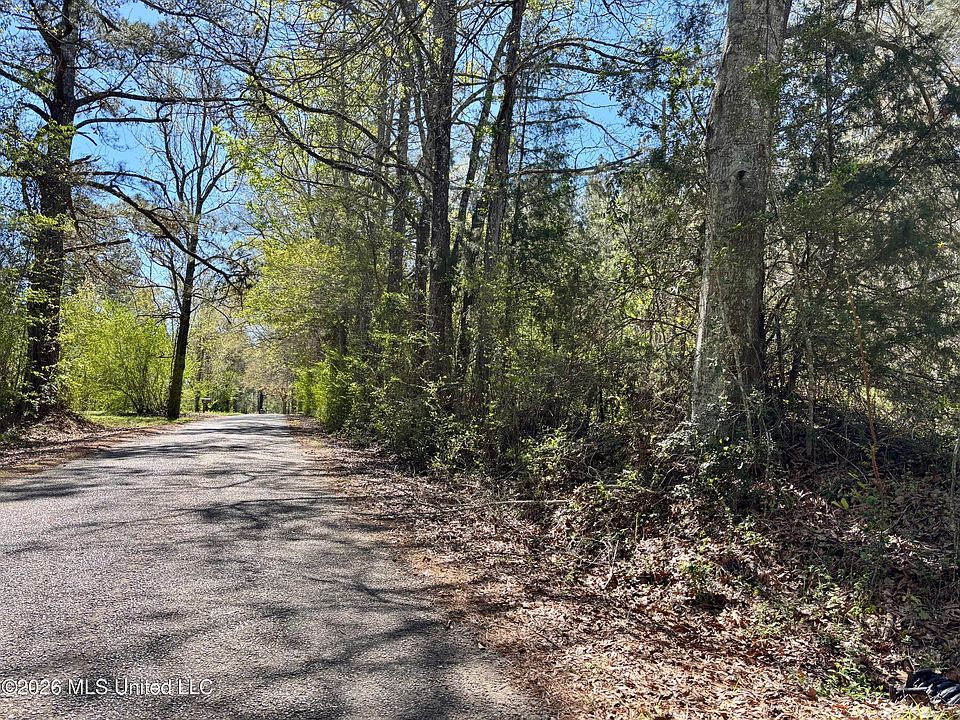 1st image of Evans Loop SE