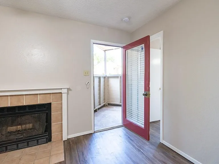 1614 Pecan Chase Cir #59 — Photo 4