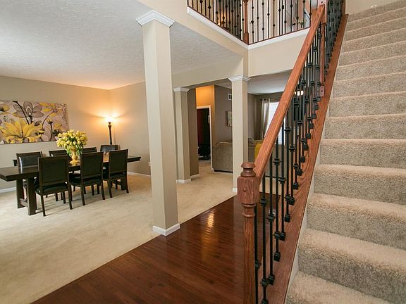 3rd image of 1067 Arbor Springs Dr