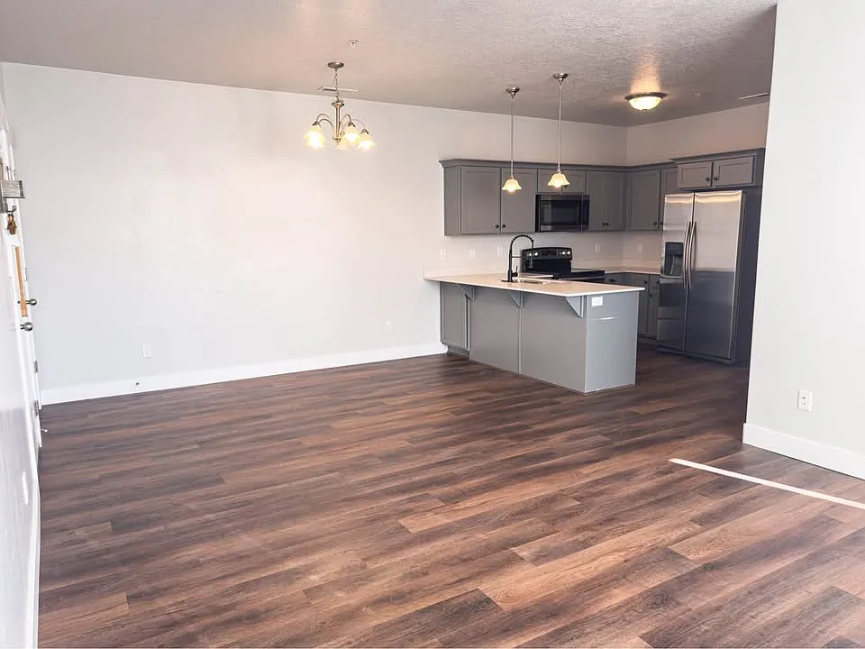 Building Photo - 3956 W 1850 N #203