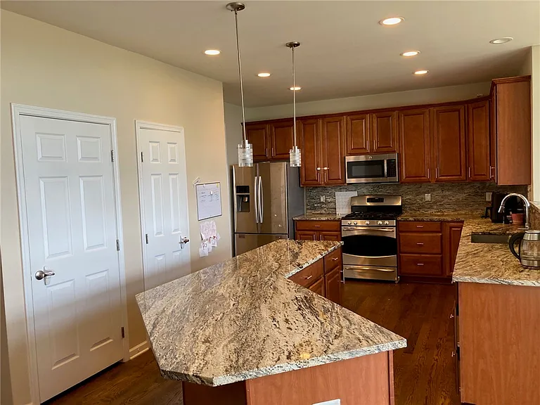 2379 Wheatland Cir — Photo 7