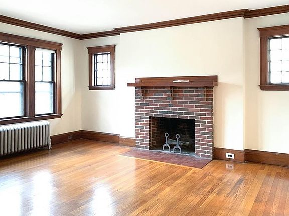 2nd image of 793 Washington St #2