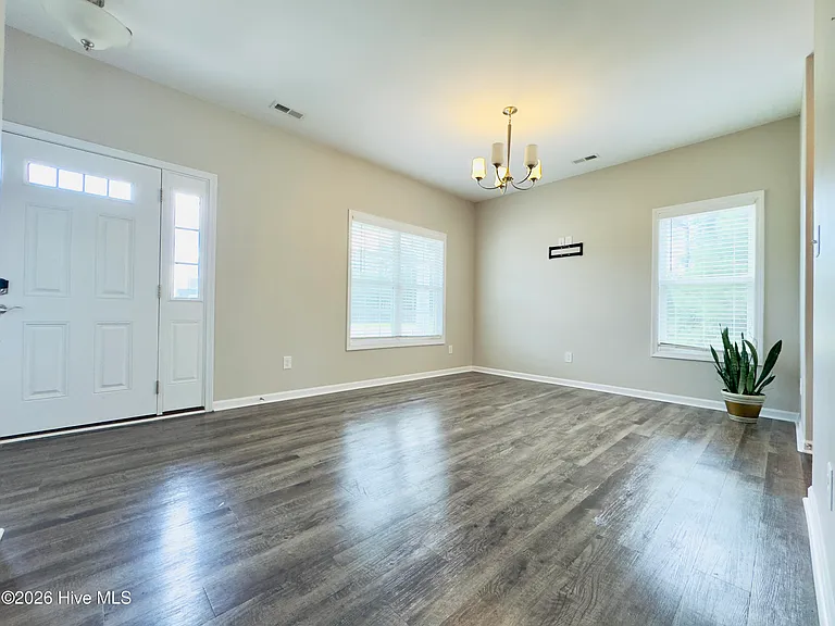 306 Independence Blvd — Photo 6