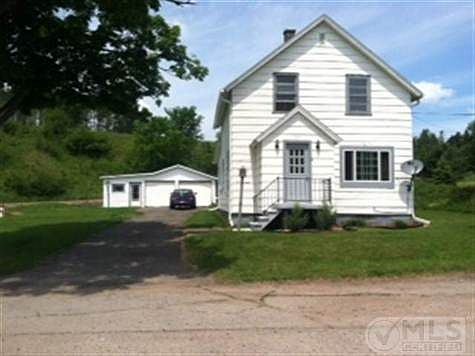 1st image of 321 Plum St