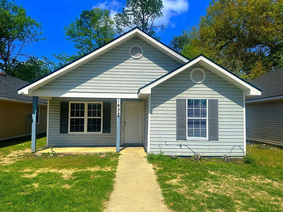 1st image of 1632 Lexington Cir